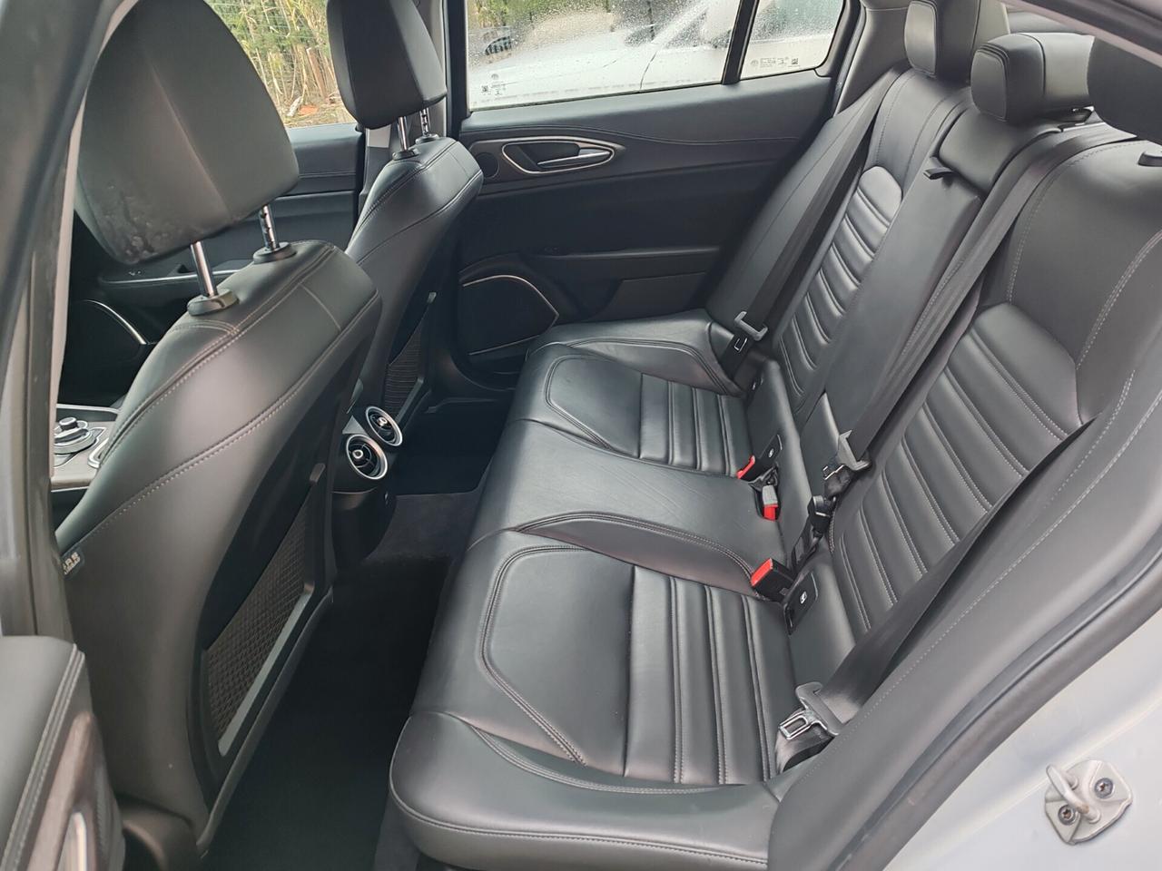 Alfa Romeo Giulia 2.2 TD AT8 190cv Ti
