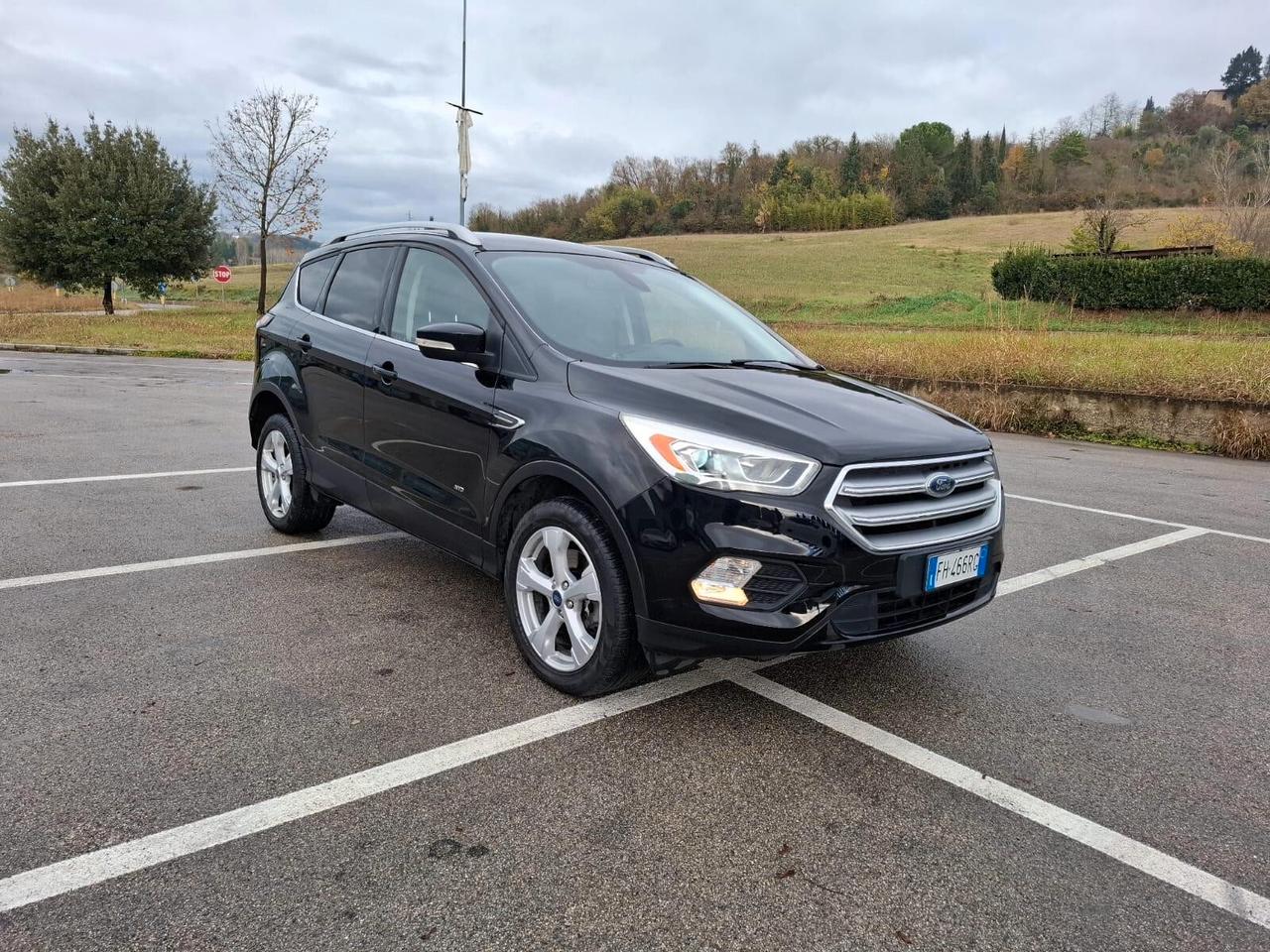 Ford Kuga 2.0 TDCI 150 CV S&S 4WD Powershift Titanium