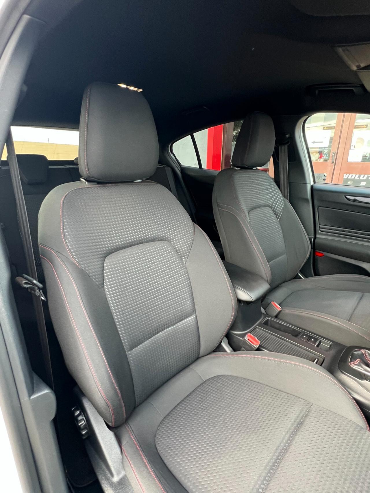 Ford Kuga 1.5 TDCi Automatica