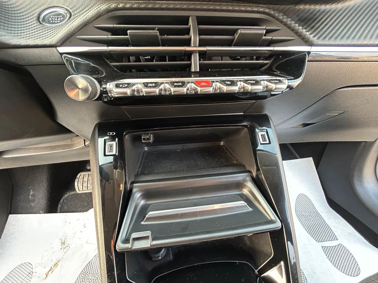 Peugeot 208 PureTech 100 Stop&Start 5 porte Allure