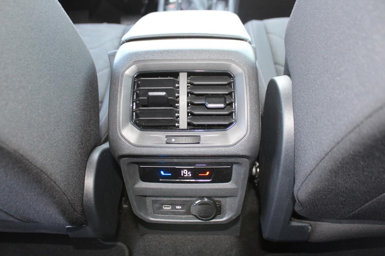 Volkswagen Tiguan 2.0 TDI 150 CV SCR DSG Elegance