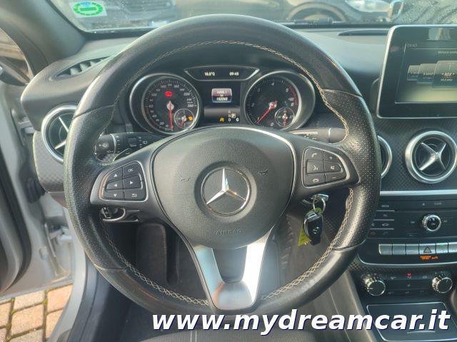 MERCEDES-BENZ A 180 d Sport 116cv