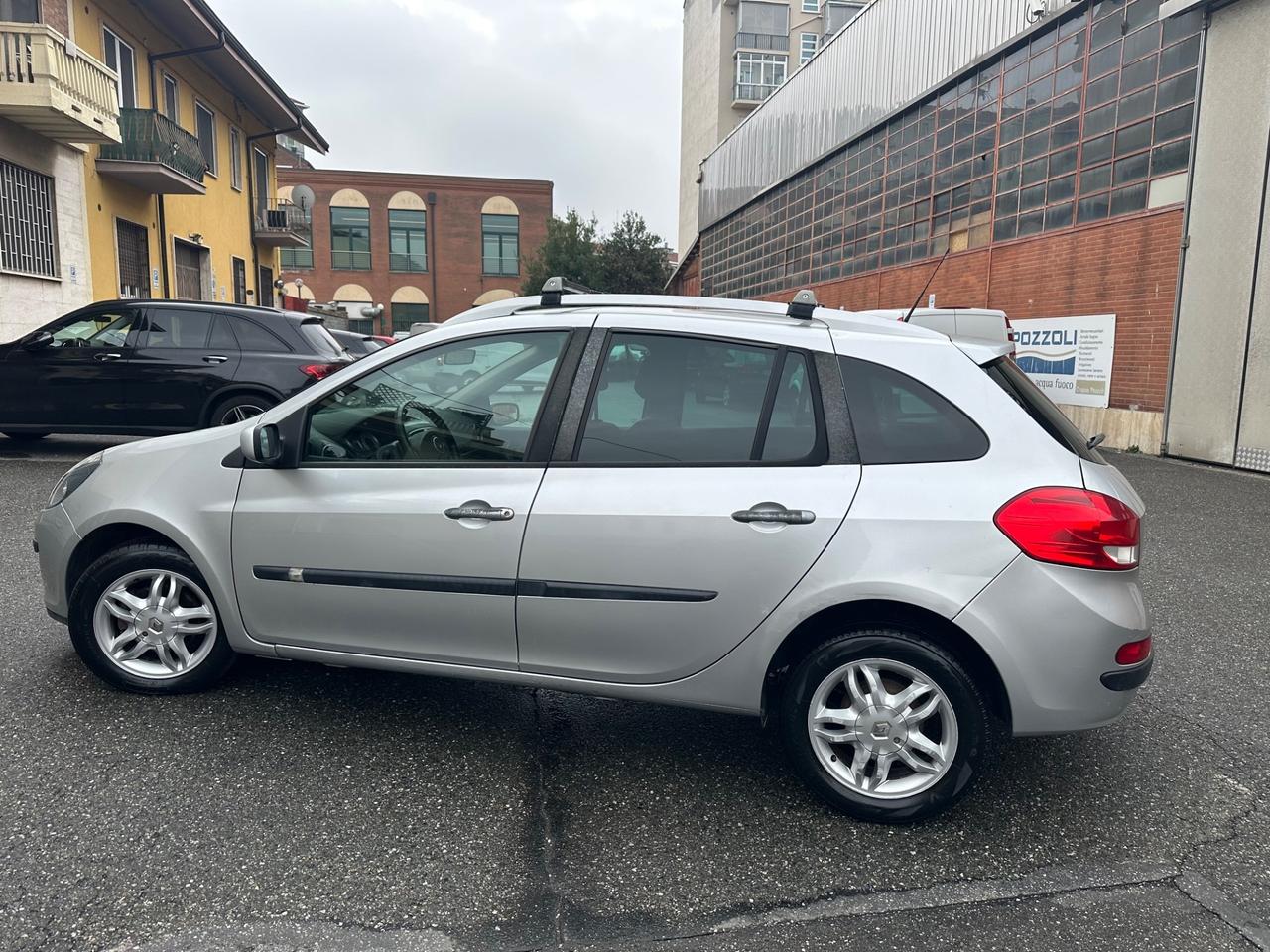 Renault Clio Storia 1.2 16V 5 porte Dynamique