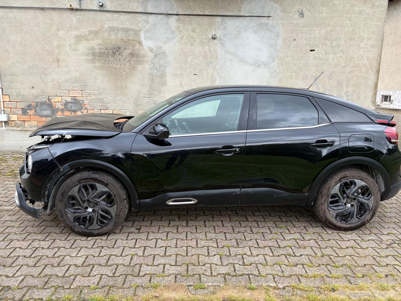 Citroen C4 BlueHDi SHINE 2022 INCIDENTATA