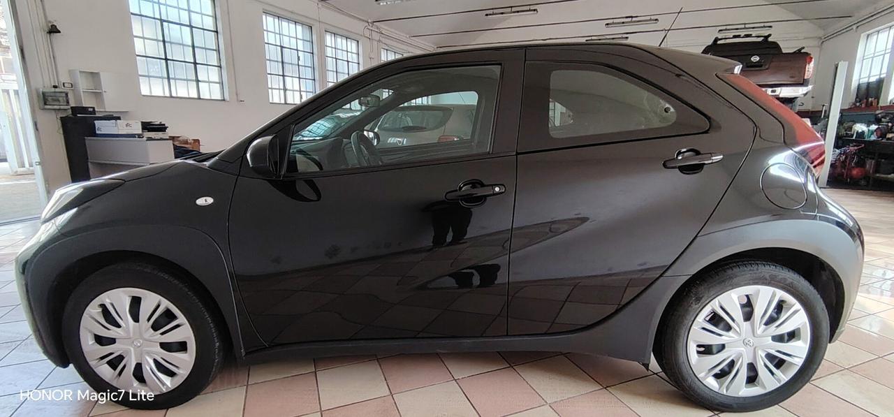 Toyota Aygo X 1.0 VVT-i 72 CV 5 porte Trend
