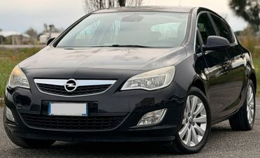 Opel Astra 1.7 CDTI 125CV 5 porte Cosmo