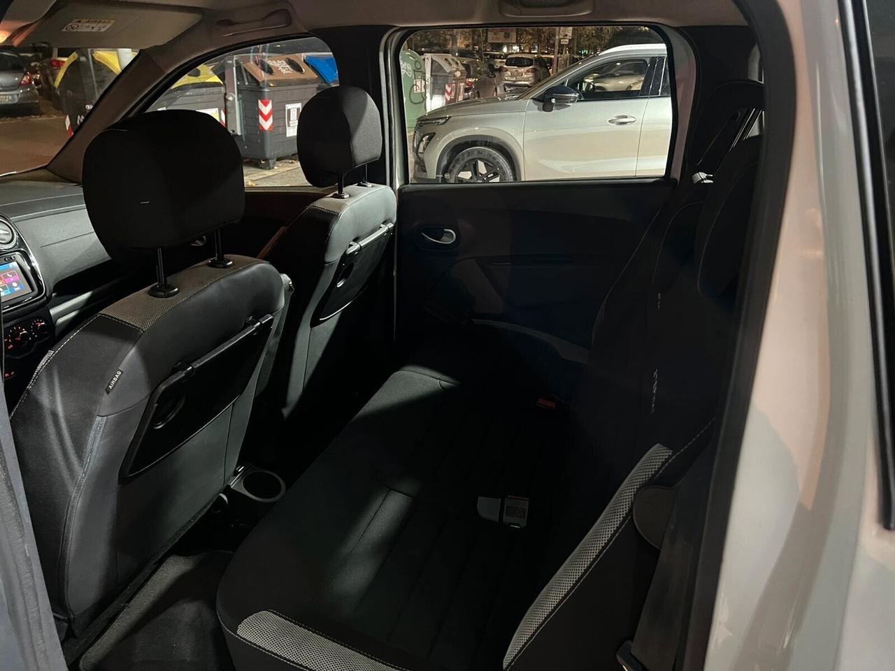 Dacia Lodgy Stepway 1.5 Blue dCi 8V 115CV 7 posti