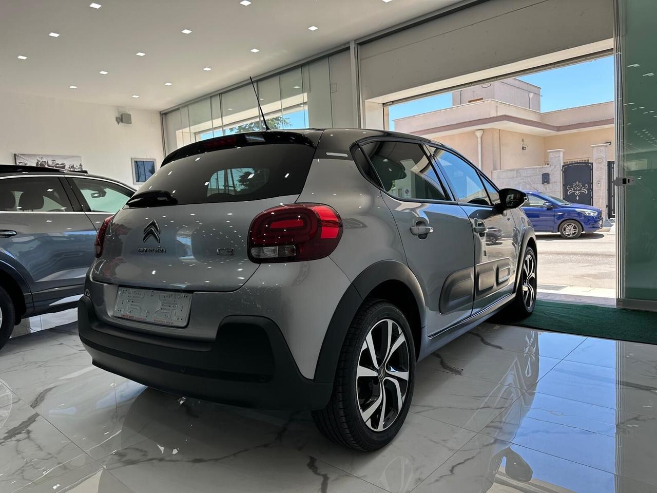 Citroen C3 PureTech 110 S&S Shine Navi+Retrocamera