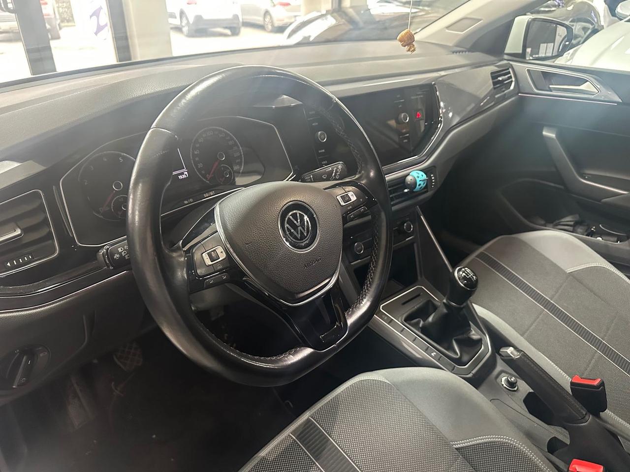 Volkswagen Polo 1.0 TGI Highline METANO KM C #8400