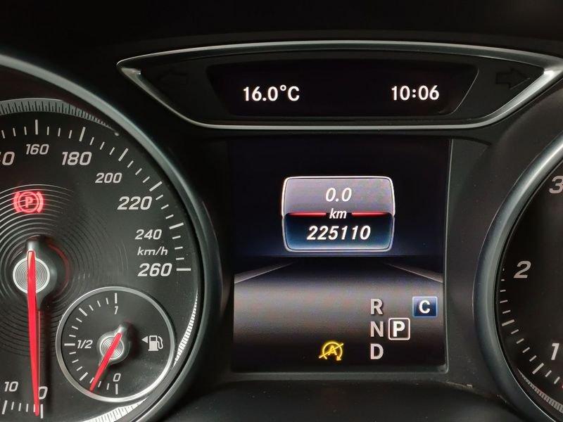 Mercedes-Benz CLA CLA Shooting Brake 200 d Business 4matic auto FL