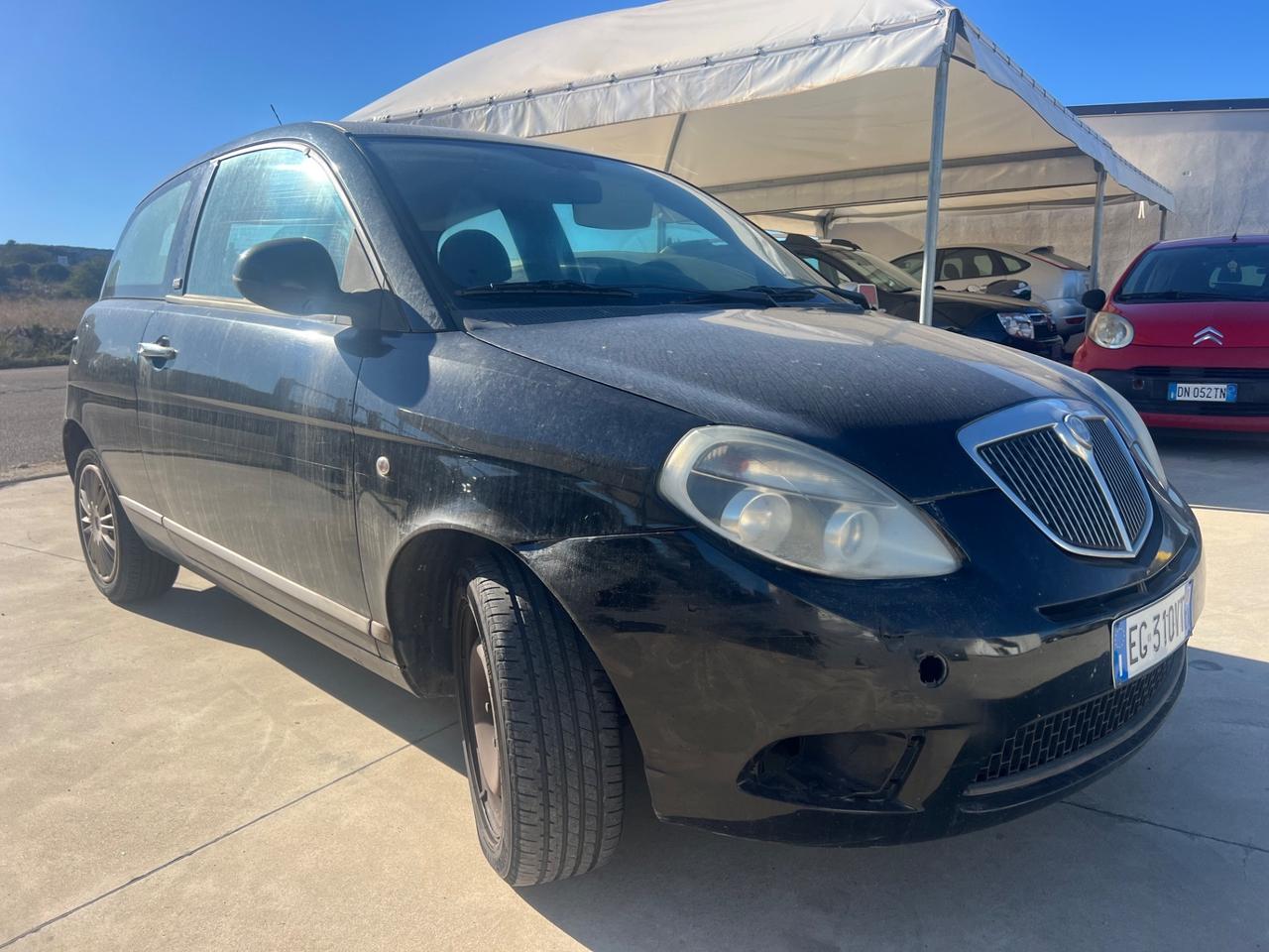 Lancia Ypsilon 1.3 MJT 75 CV Diva