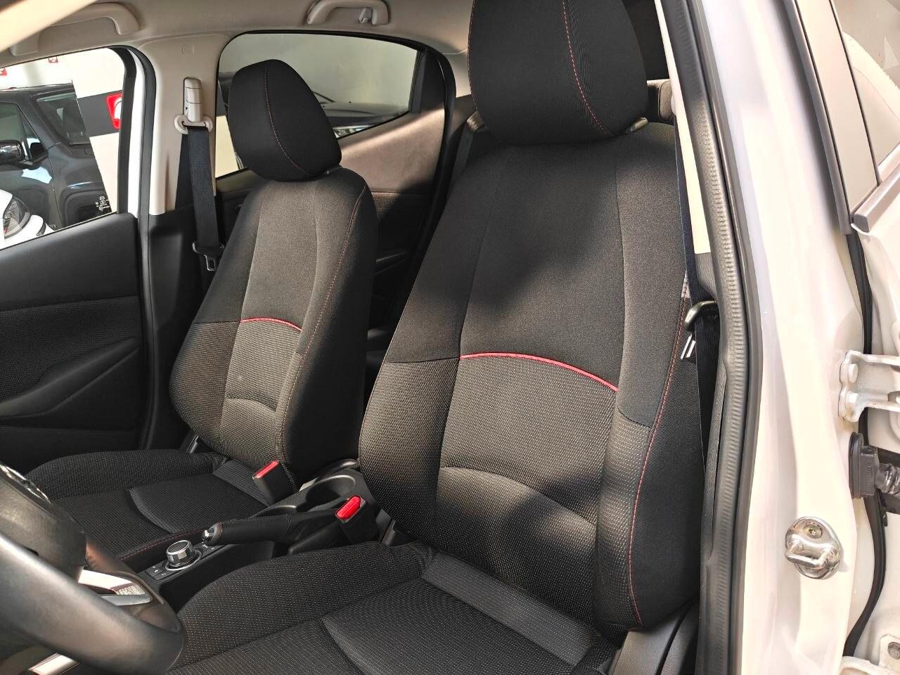 MAZDA Mazda2 3ª serie Mazda2 1.5 Skyactiv-G Ho...