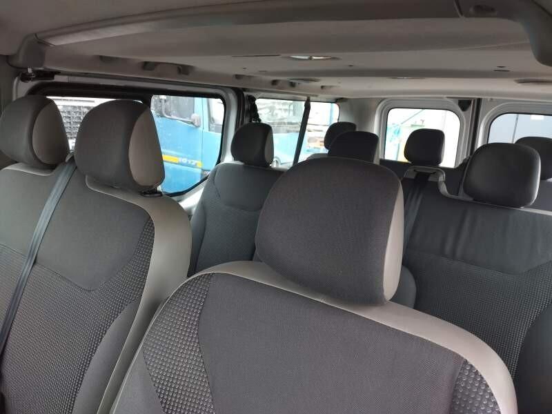 Opel Vivaro 29 2.0 CDTI 120CV 9 POSTI Furgone Vetrato Fap