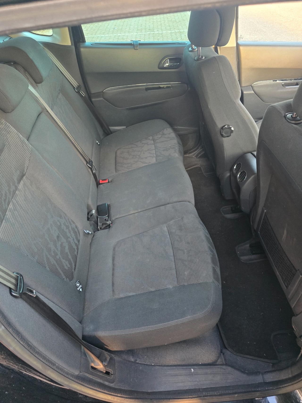 Peugeot 3008 1.6 HDi 110CV CAMBIO ROBOTIZZATO Perfetta