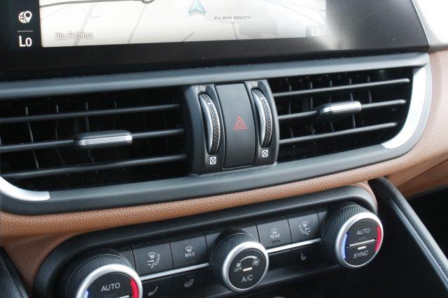 ALFA ROMEO Giulia 2.2Turbodiesel 210 CV AT8 AWD Q4 Veloce PELLE