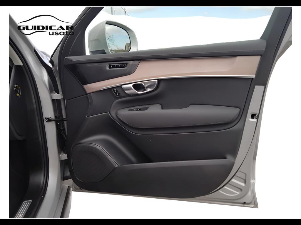 VOLVO XC90 II 2025 - XC90 2.0 b5 mhev Plus Bright awd 7p.ti auto