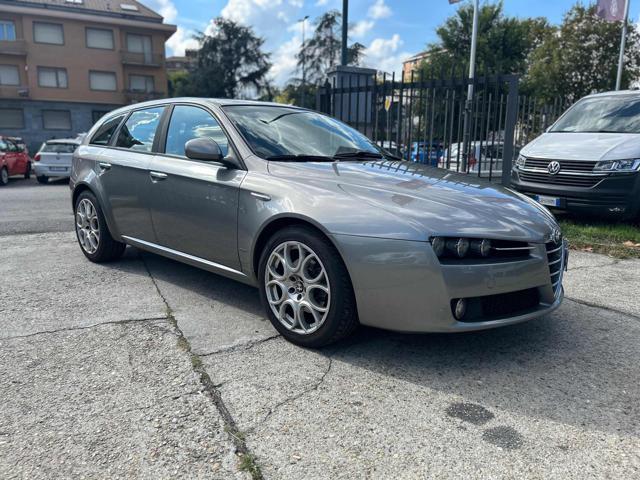 ALFA ROMEO 159 1.9 JTDm 16V Sportwagon Exclusive