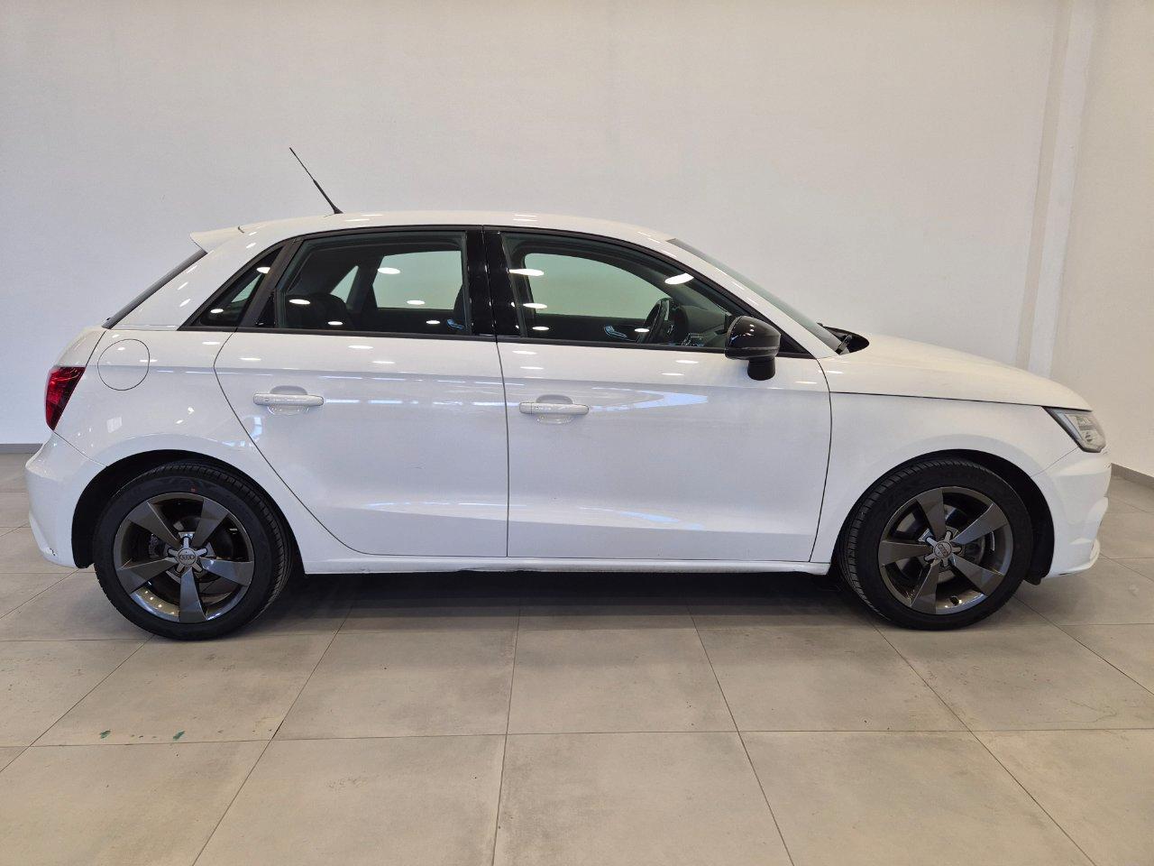 Audi A1 Sportback 1.6 tdi Sport - NEOPATENTATI - UNIPROPRIETARIO