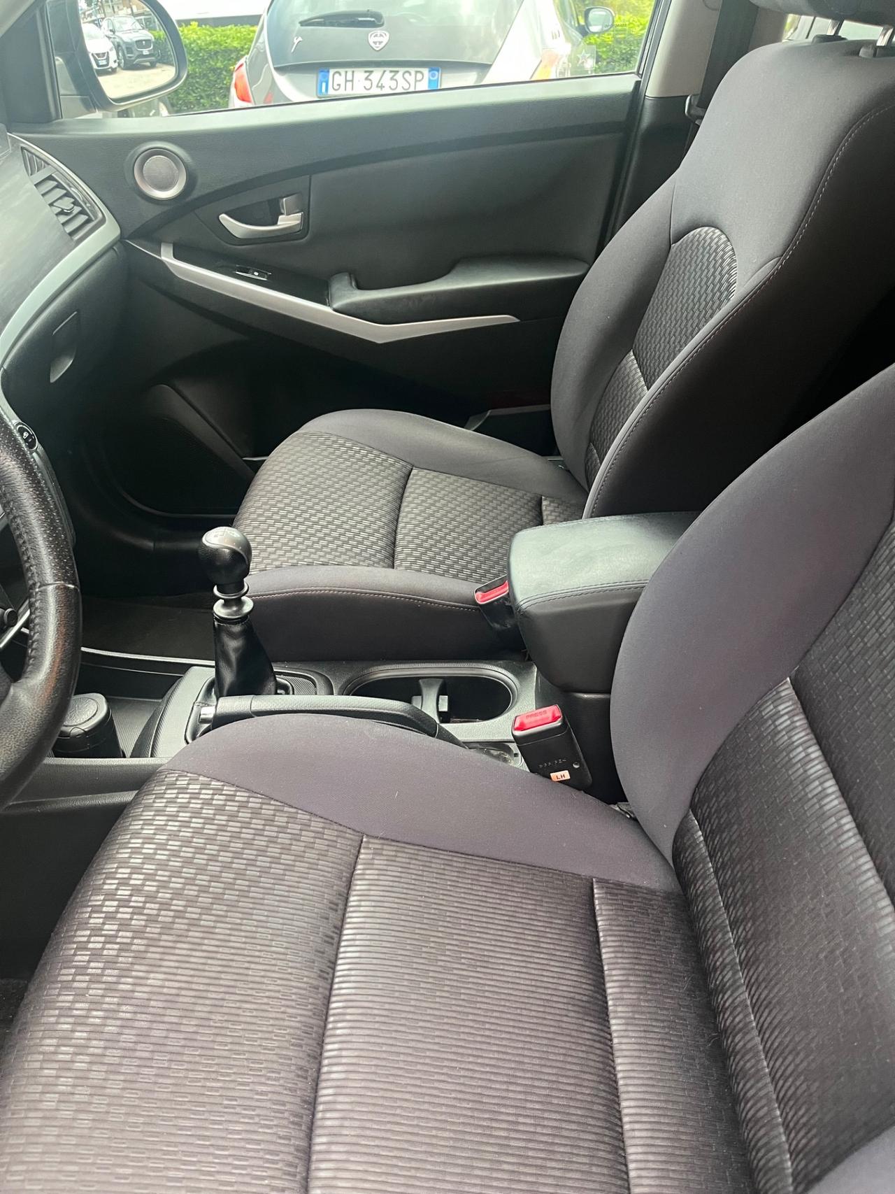 Ssangyong Korando 2.0 2WD MT GPL Limited