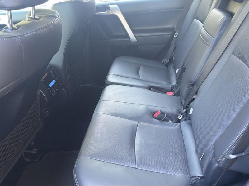 Toyota Land Cruiser 2.8 D4-D Lounge A/T