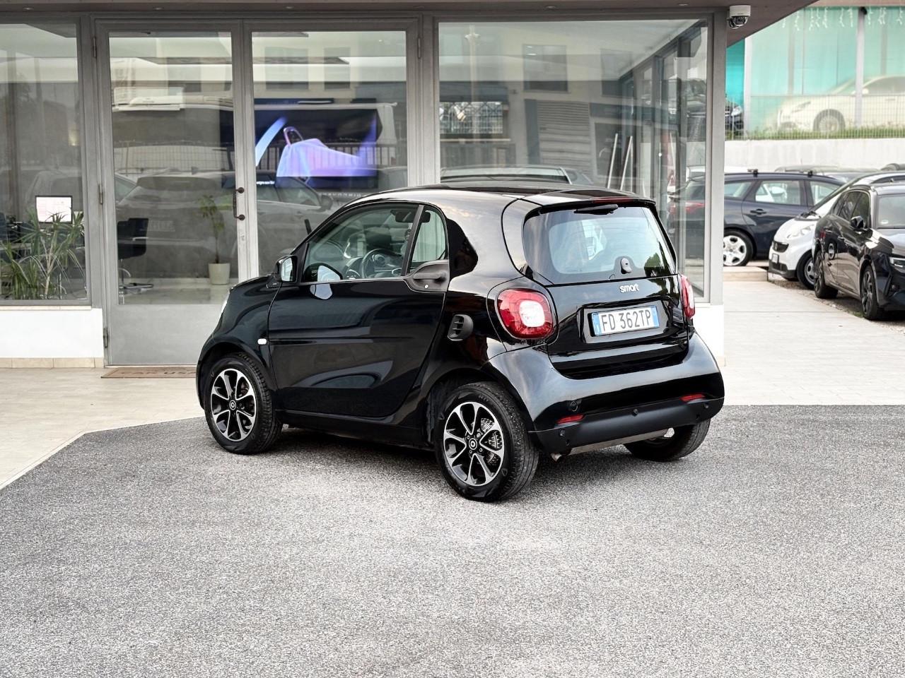 Smart forTwo 1.0 Benzina 71CV E6 Automatico - 2016