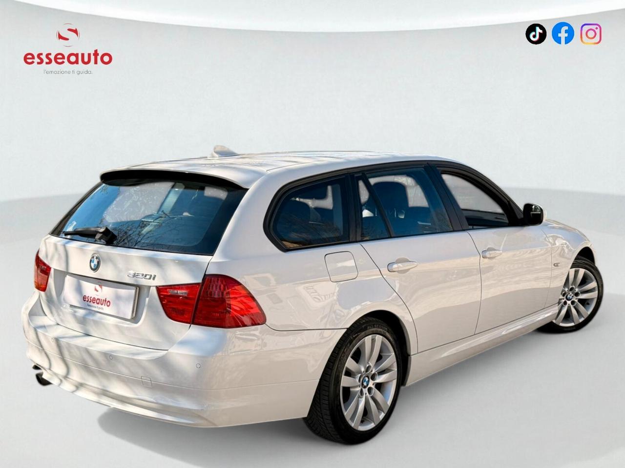 Bmw 320i cat Touring Attiva