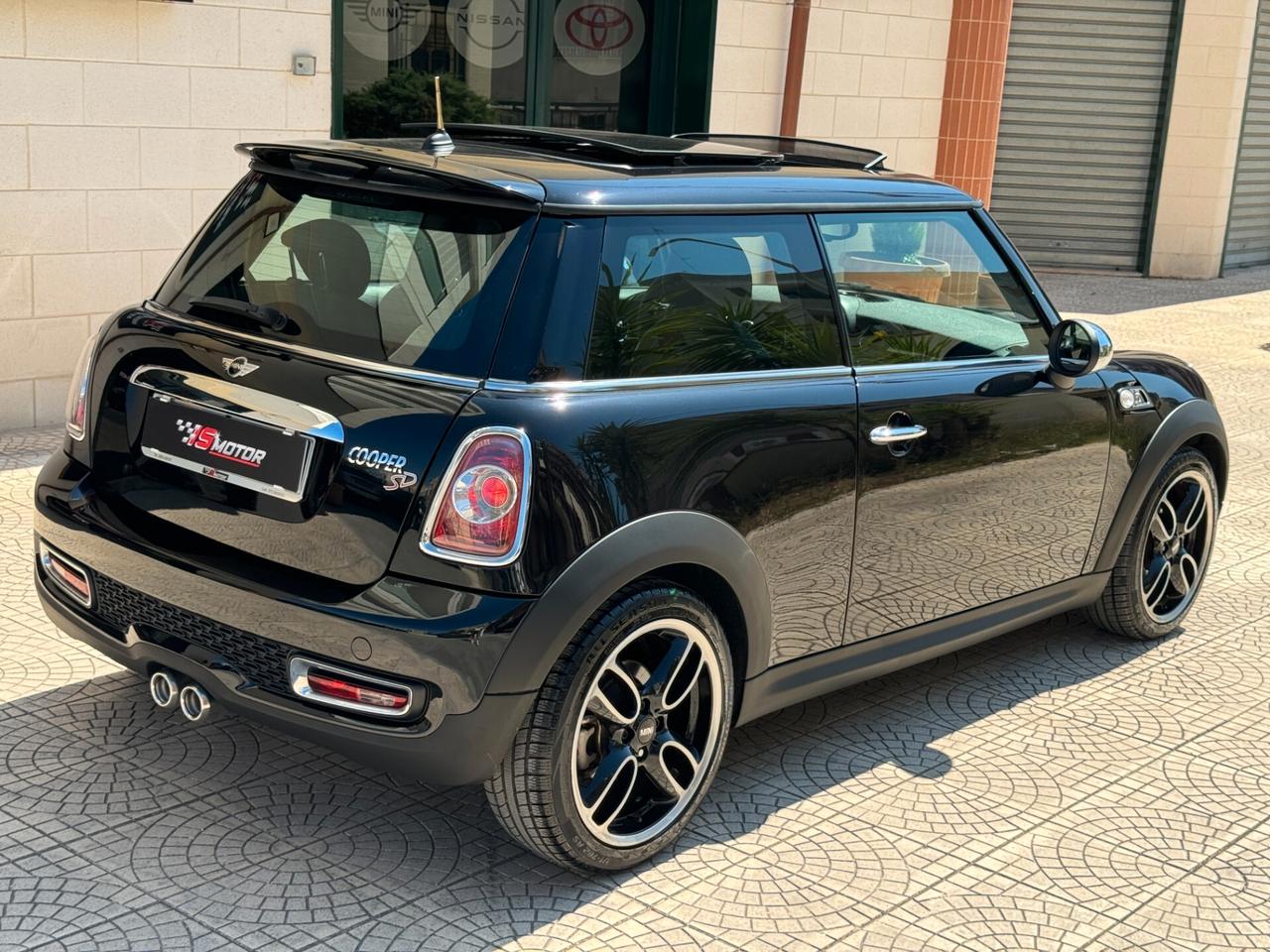 MINI COOPER SD 2.0 16V 143 CV