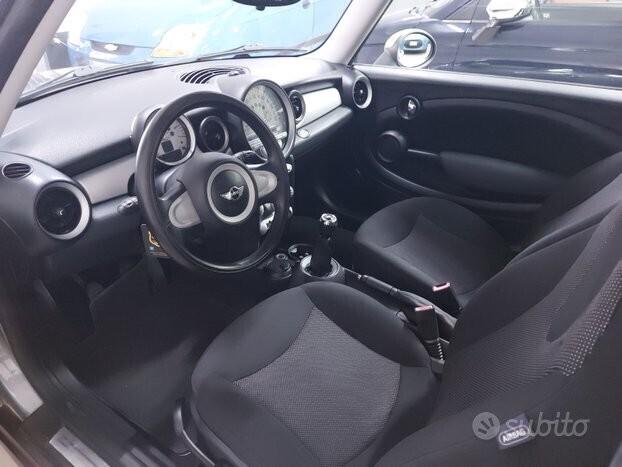 Mini Cooper 1.6 d unico prop 2010