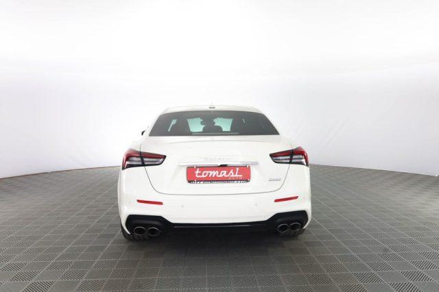 MASERATI Ghibli Ghibli L4 330 CV MHEV Gransport