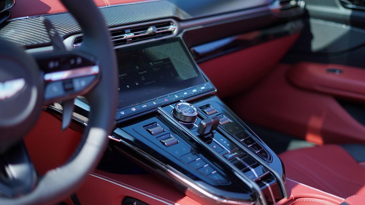 ASTON MARTIN VANTAGE ROADSTER MY26.5