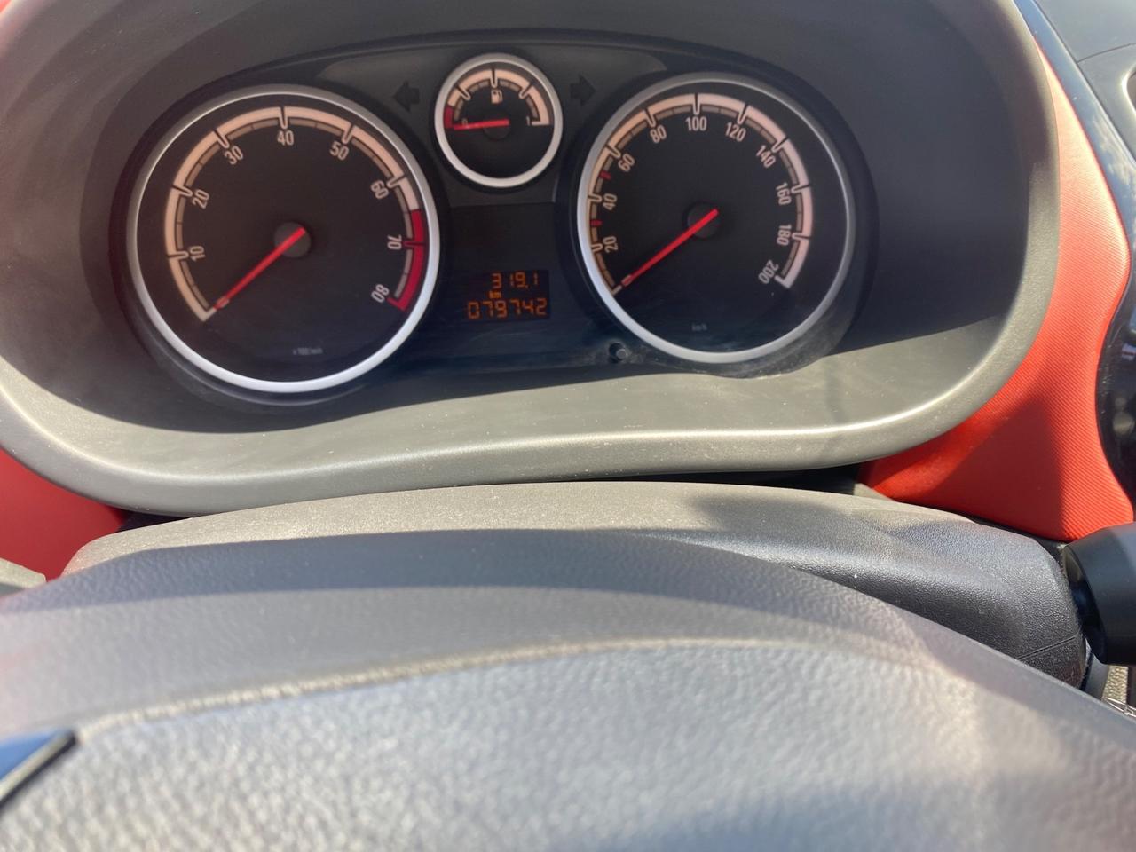 Opel Corsa 1.2 3 porte gpl