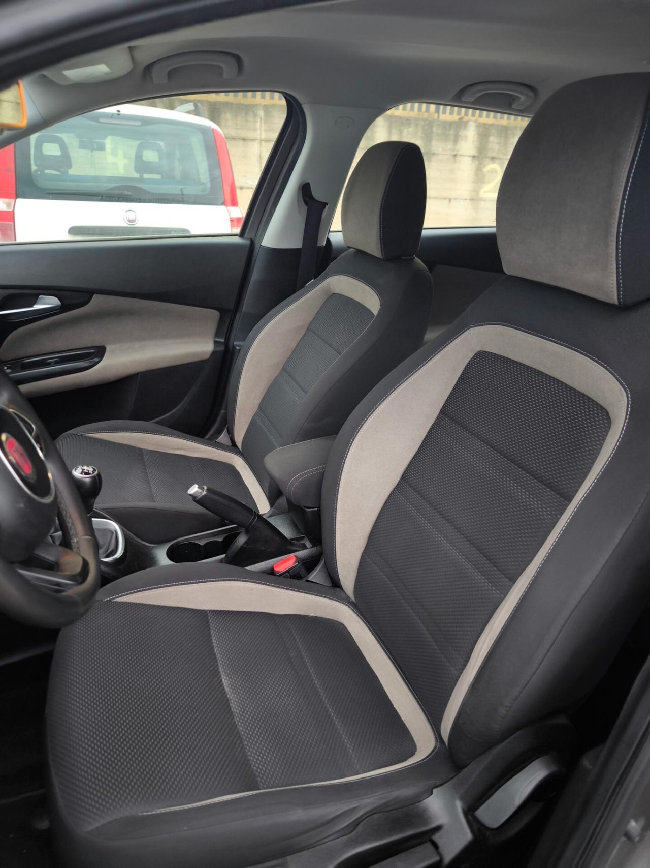 Fiat Tipo 1.3 Mjt S&S SW Lounge u-connect navi retro