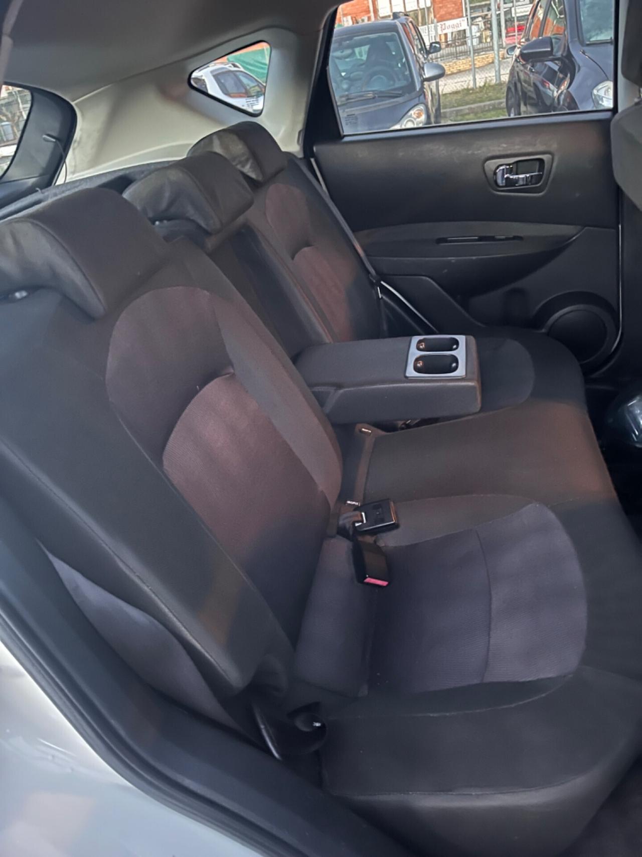 Nissan Qashqai 1.5 dCi PERFETTA SI NEOPATENTATI