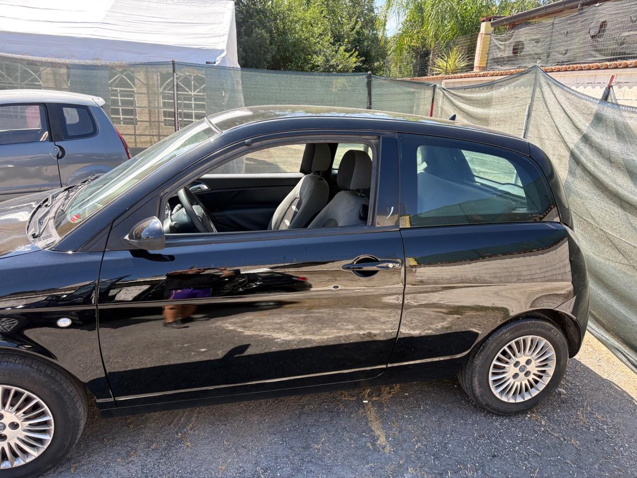 Lancia Ypsilon 1.2 Argento