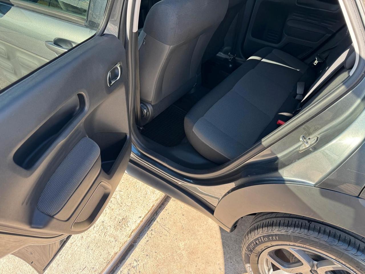 Citroen C4 Cactus BlueHDi 100 Shine