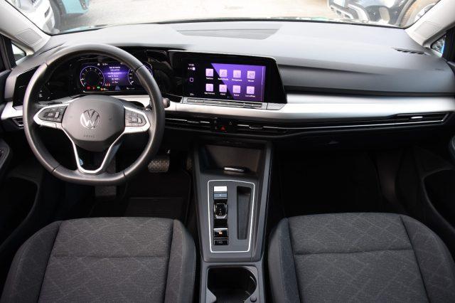 VOLKSWAGEN Golf 1.0 eTSI EVO DSG Life