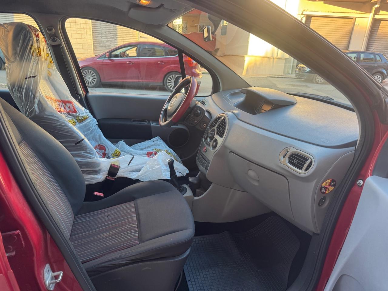 Renault Modus 1.2 BENZINA 75 CV