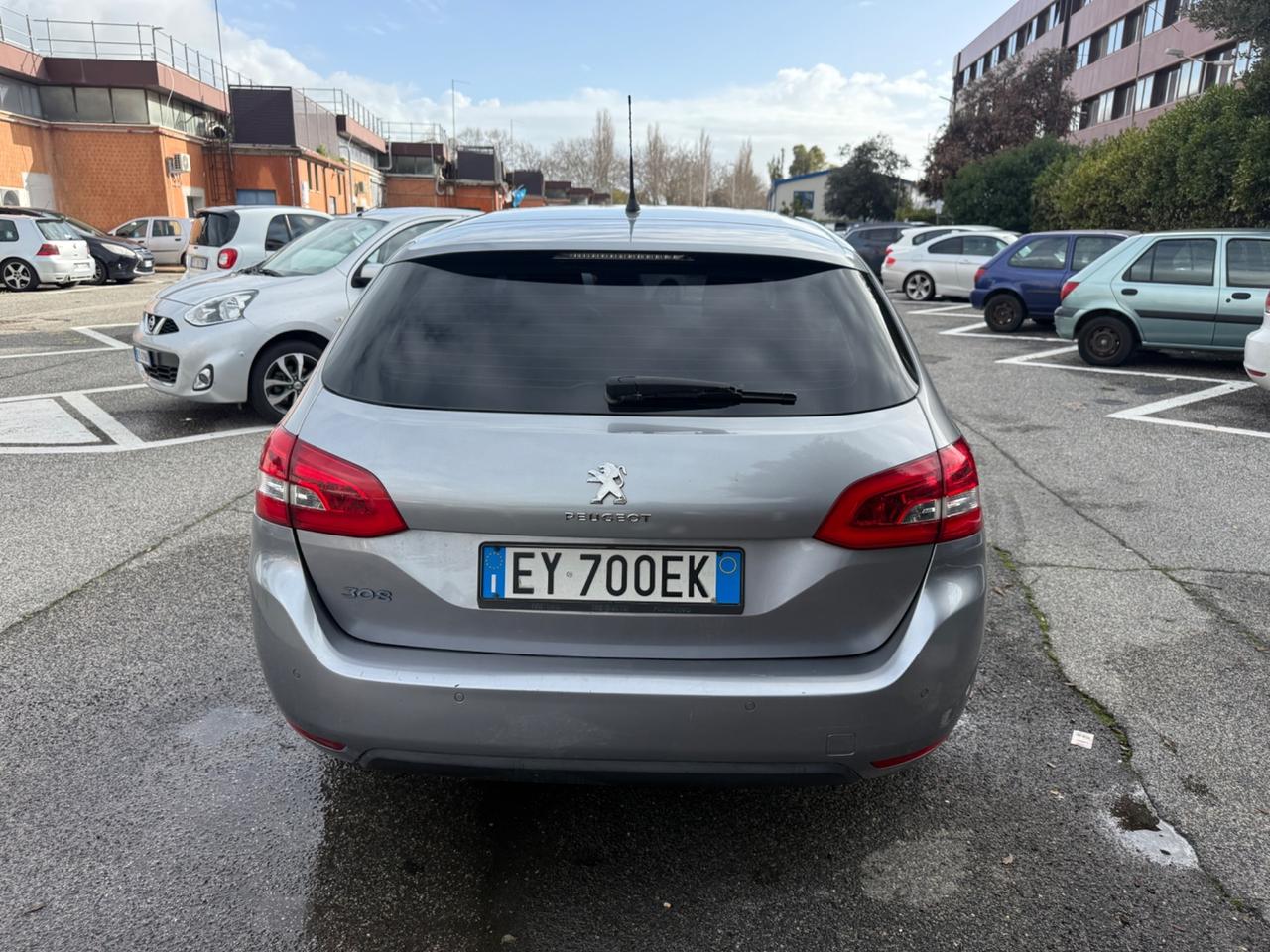 Peugeot 308 BlueHDi 120 S&S SW Business