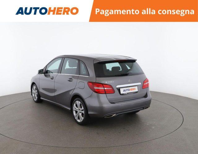 MERCEDES-BENZ B 200 d Automatic Sport