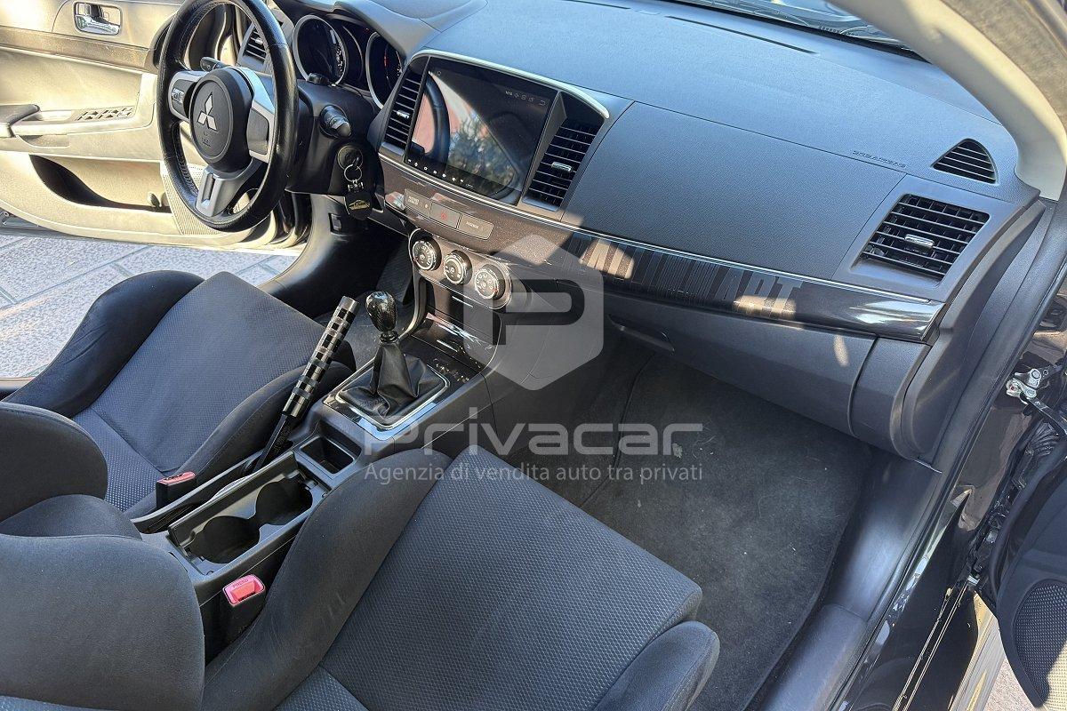MITSUBISHI Lancer Evolution 2.0 T S-AWC GSR