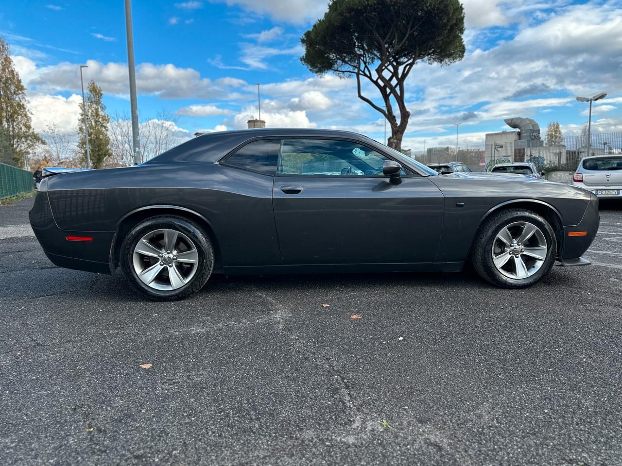 Dodge Challenger 3.6 V6 250cv NO SUPERBOLLO