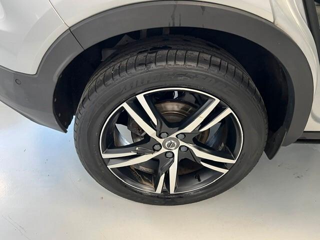 Volvo XC40 D4 AWD Geartronic R-design