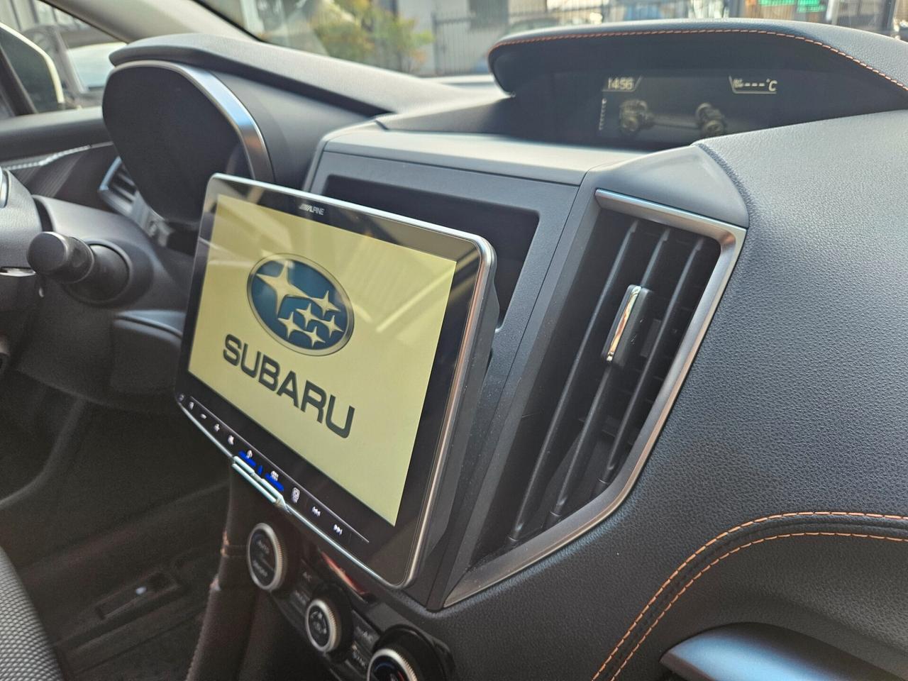Subaru XV 2.0i e-Boxer MHEV Lineartron 4dventure