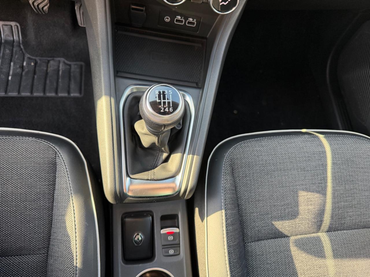 Renault Captur TCe 90 CV Techno