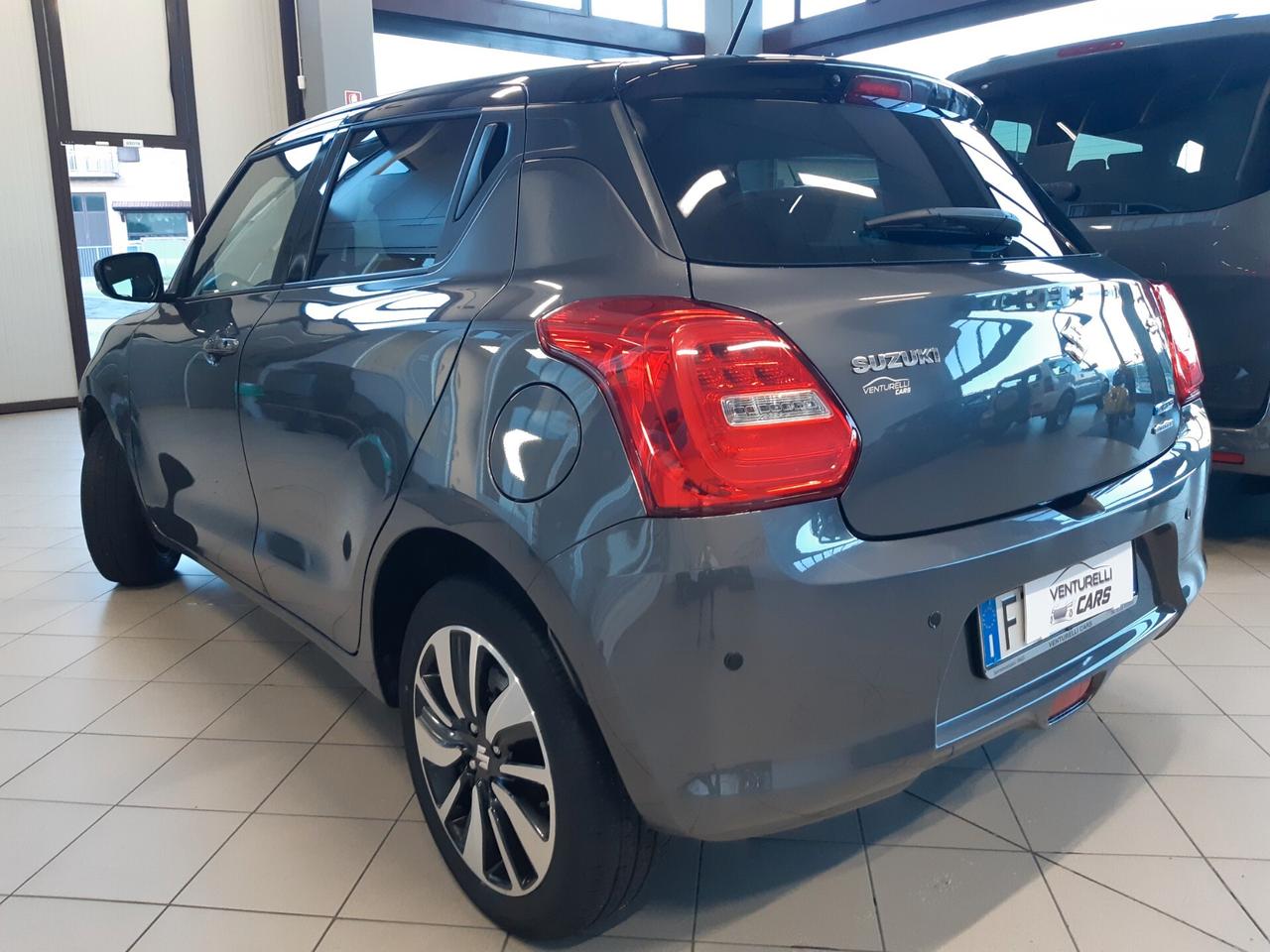Suzuki Swift 1.2 Hybrid 4WD AllGrip Top SOLO 42000KM