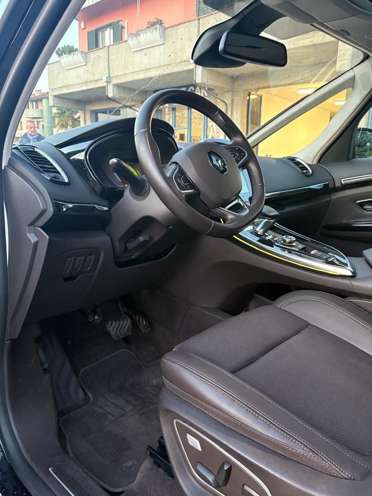 Renault Espace dCi 160CV EDC Energy Intens