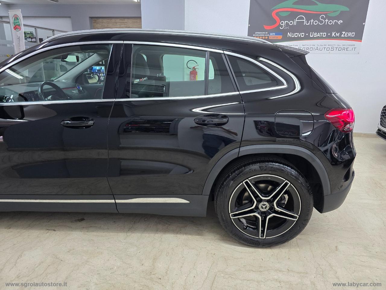 MERCEDES-BENZ GLA 200 d Automatic Premium