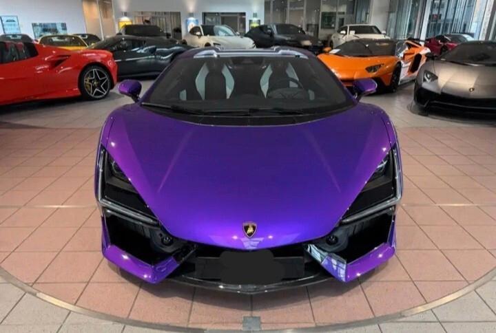 Lamborghini Revuelto nuovo carbon line 1016 CV. Garanzia casa madre