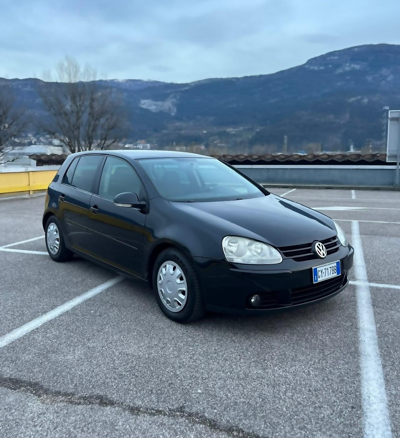 Volkswagen Golf 2.0 TDI 5p. GT Sport Neopatentati