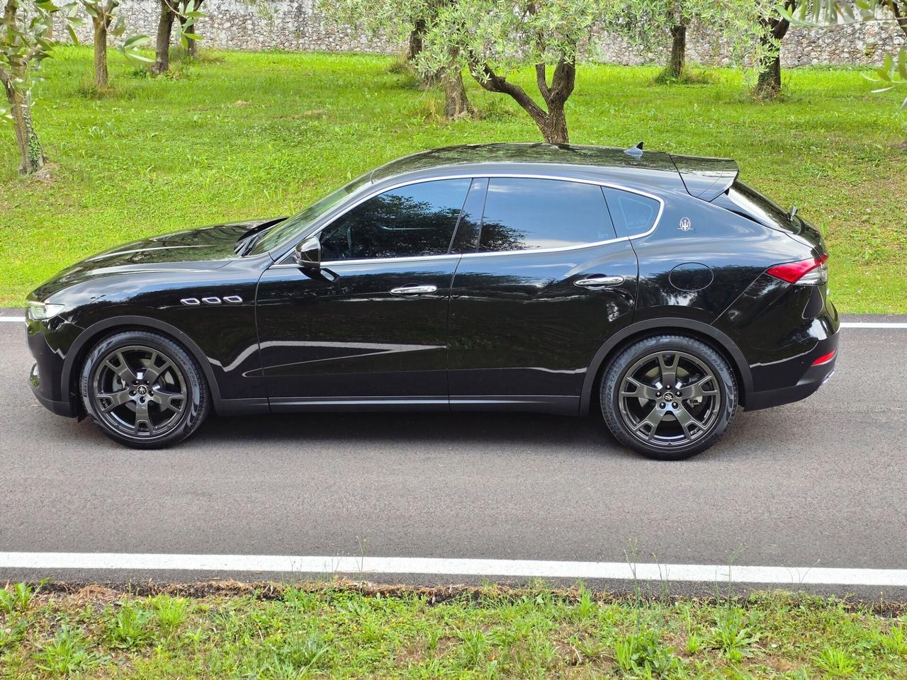 Maserati Levante V6 AWD 350 CV BENZINA - 2021
